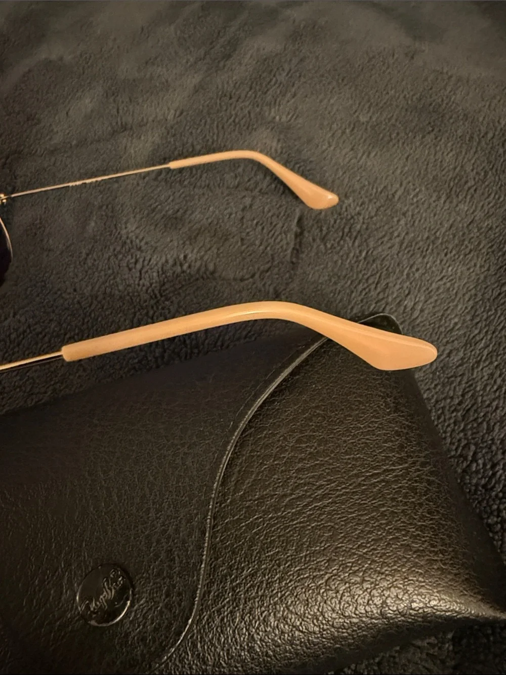 Ray-Ban Men’s Gold Frame Sunglasses with Black Gradient Lenses